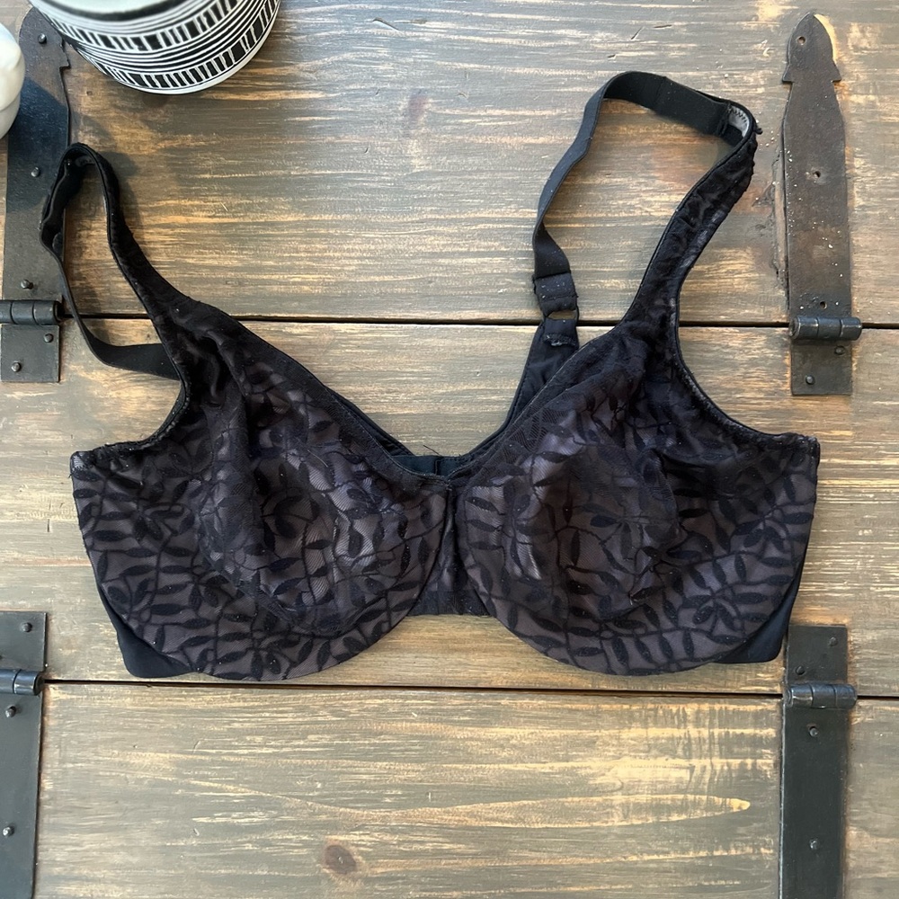 Black Lace Underwire Bra